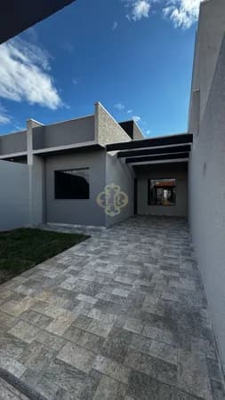 Elegante residência no bairro Cara Cara, em Ponta Grossa-PR