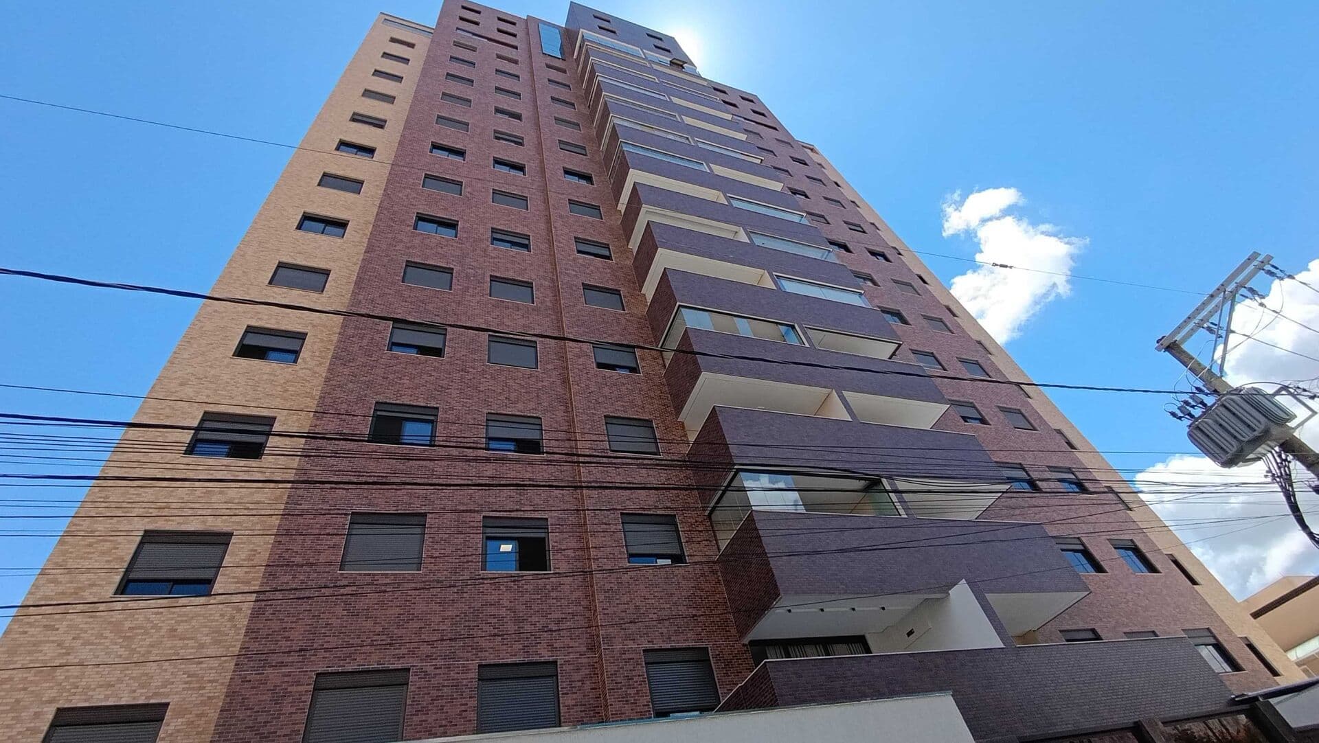 APARTAMENTO NO TODOS OS SANTOS