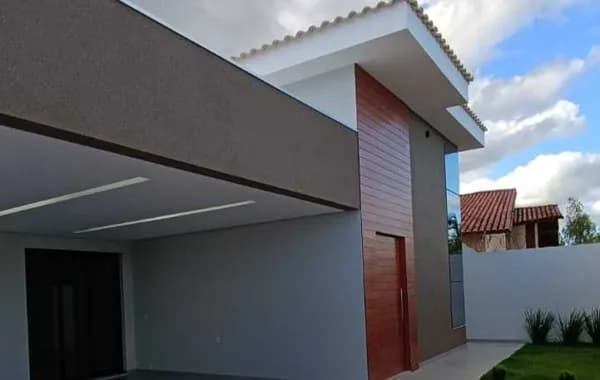 Casa alto padrão no coração do Ibiturura