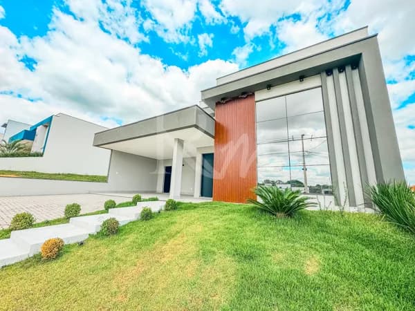 Casa com 3 suítes