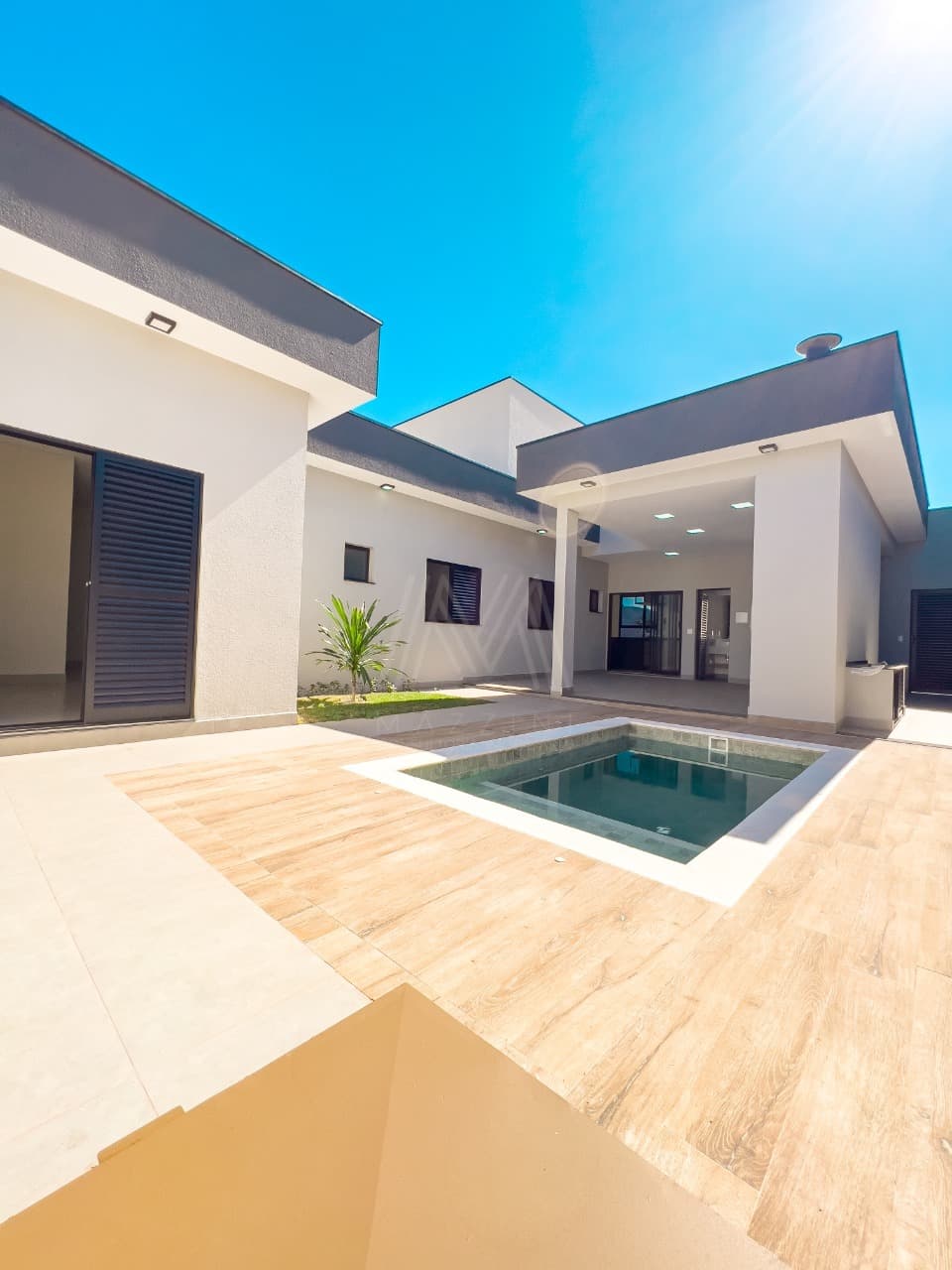 Casa com 3 suítes