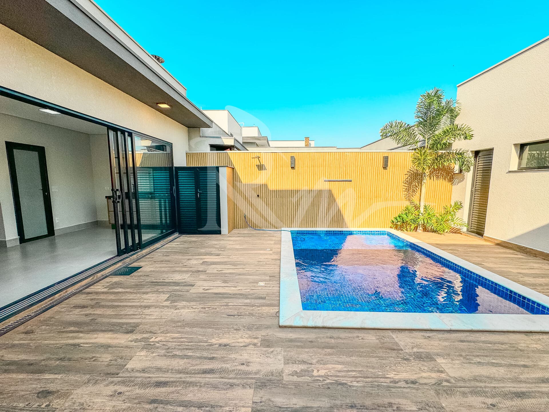 Casa com 3 suítes