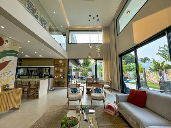 Sobrado com 3 amplas suítes
