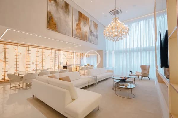 Penthouse nova, reformada e mobiliada em condomínio clube