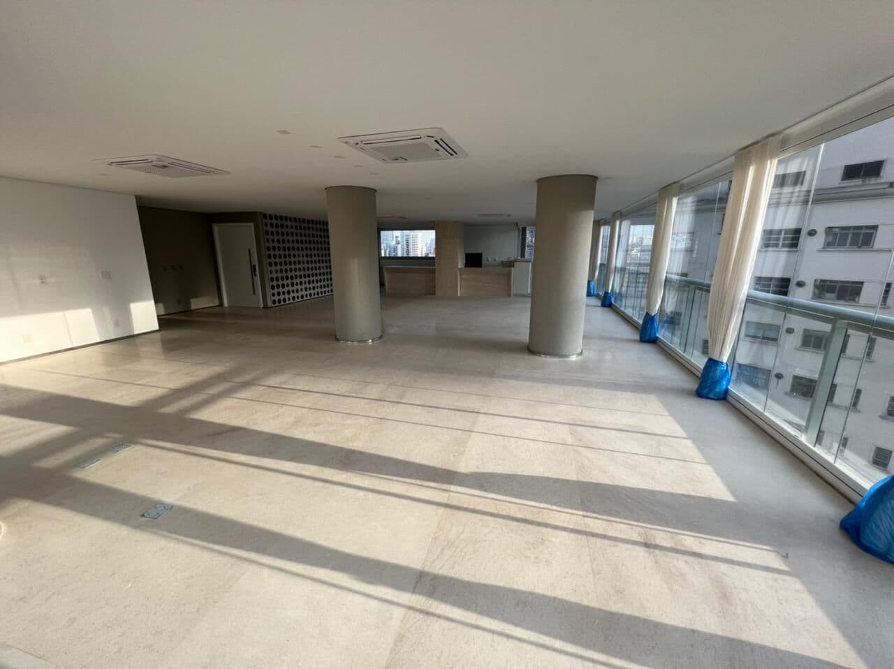 Apartamento à venda no bairro Vila Olímpia em São Paulo/SP
