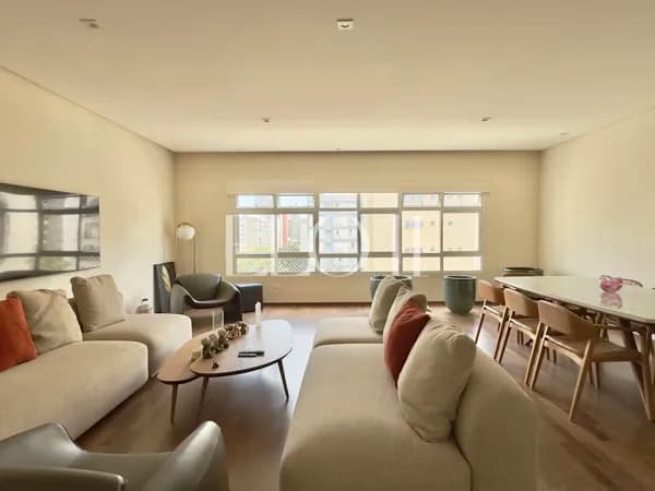 no Jardins, apartamento em andar alto com vista!