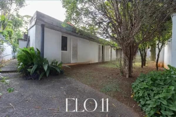 Casa à venda no bairro Alto de Pinheiros em São Paulo/SP