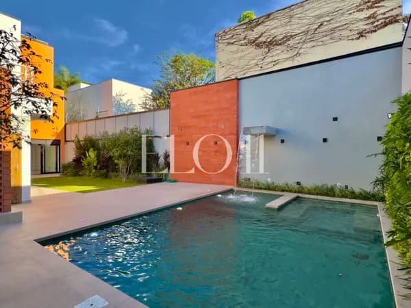 casa nova e contemporânea com 5 suítes ao lado do parque Ibirapuera