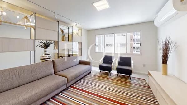 na parte tranquila do Itaim, apartamento reformado com 2 suítes e escritório!