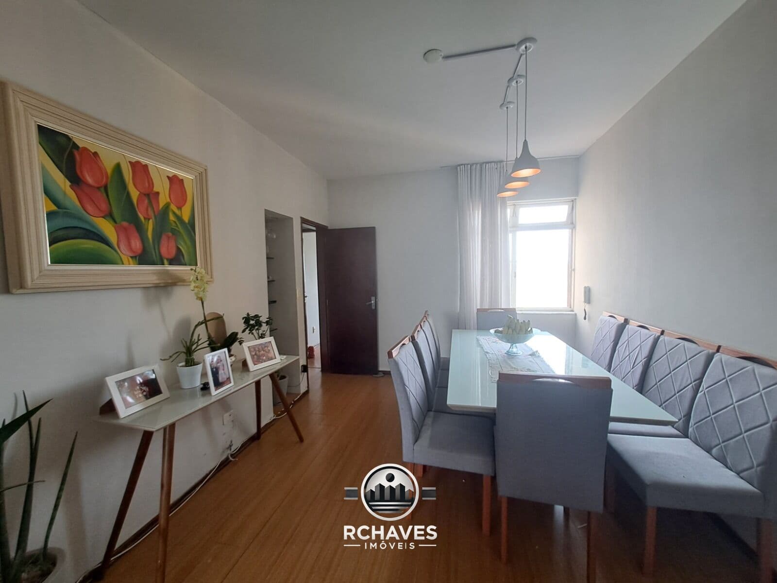 Apartamento à Venda – 3 Quartos, Suíte e Varanda – Excelente Localização em Belo Horizonte/MG