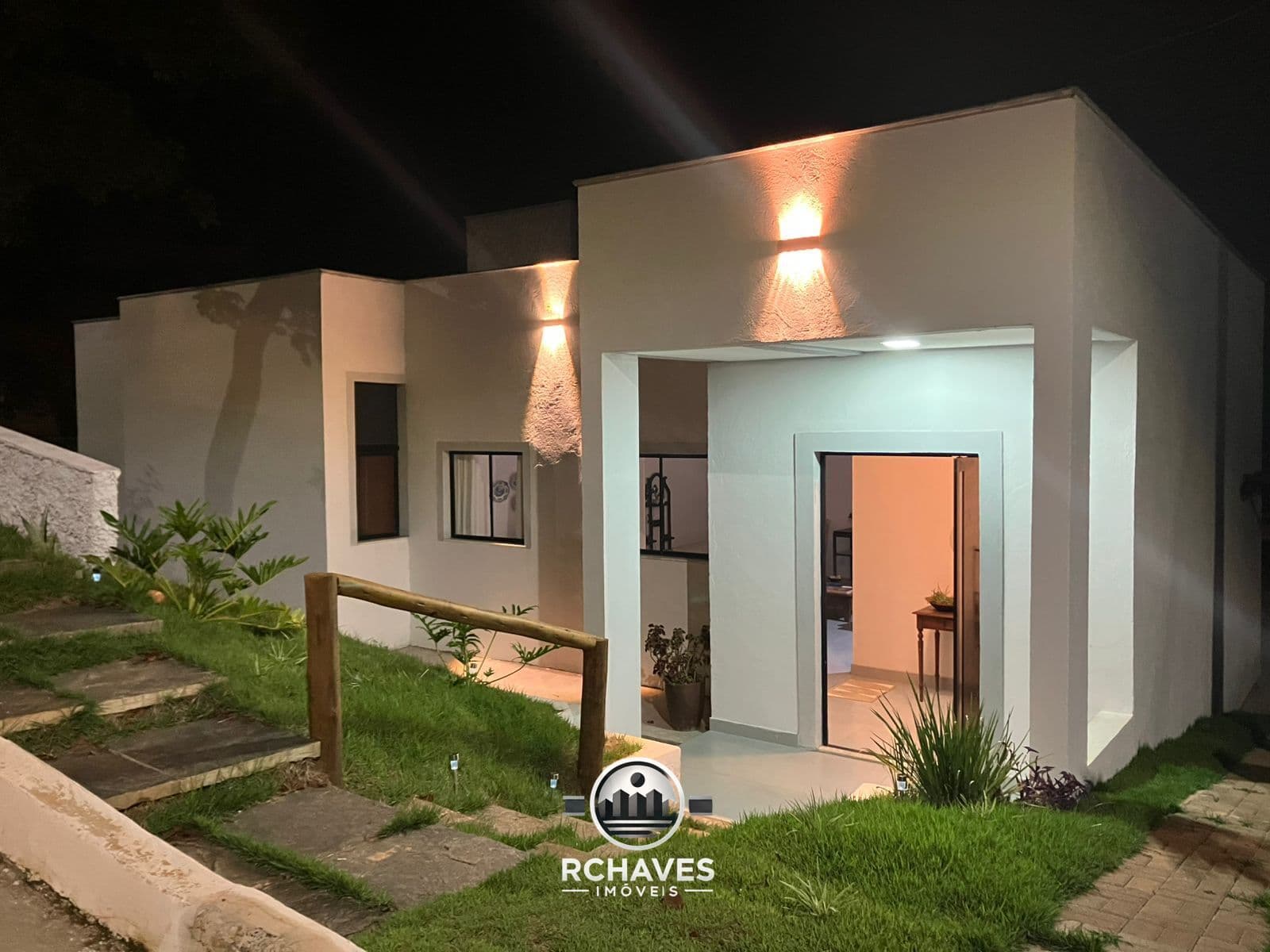 CASA MODERNA EM CONDOMÍNIO FECHADO – VILLAGE DO GRAMADO | LAGOA SANTA