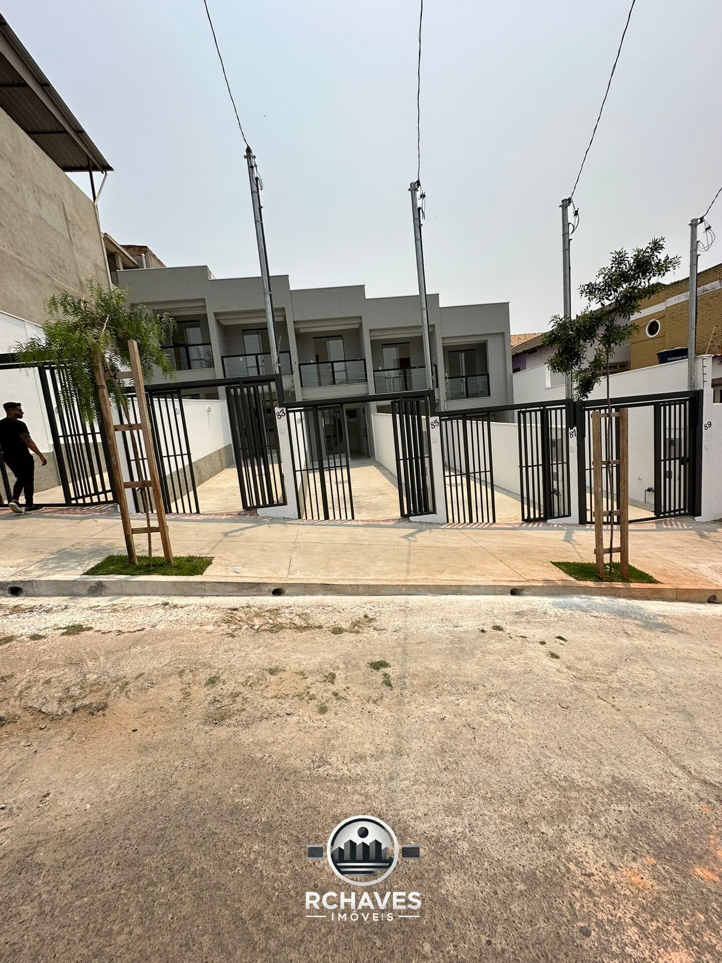 Casa Geminada entrada independente 2 quartos 1 vaga bairro Jardim Guanabara