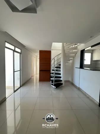 Apartamento com Cobertura - Locação - 3 Quartos, 1 Suite - 2 Vagas Paralelas - Bairro Da Graça .