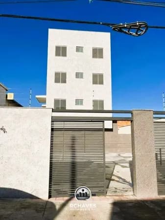 Apartamento Tipo Com área externa 2 quartos 1 vaga de garagem no Santa Monica