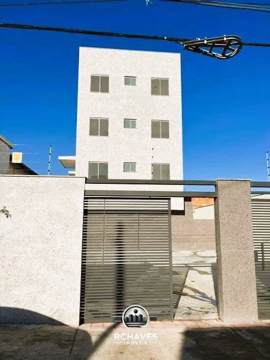 Cobertura 2 quartos 1 vaga de garagem no Santa Monica
