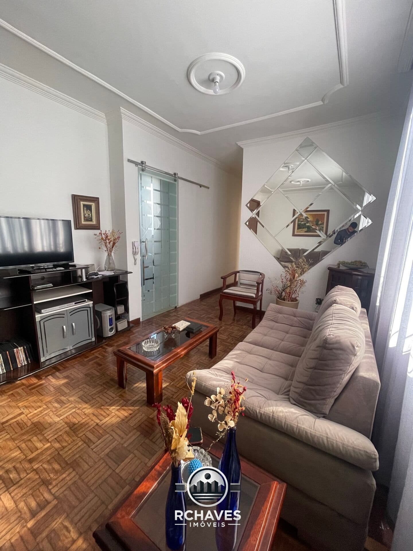 Apartamento com 3 Quartos e 1 vaga - São João Batista