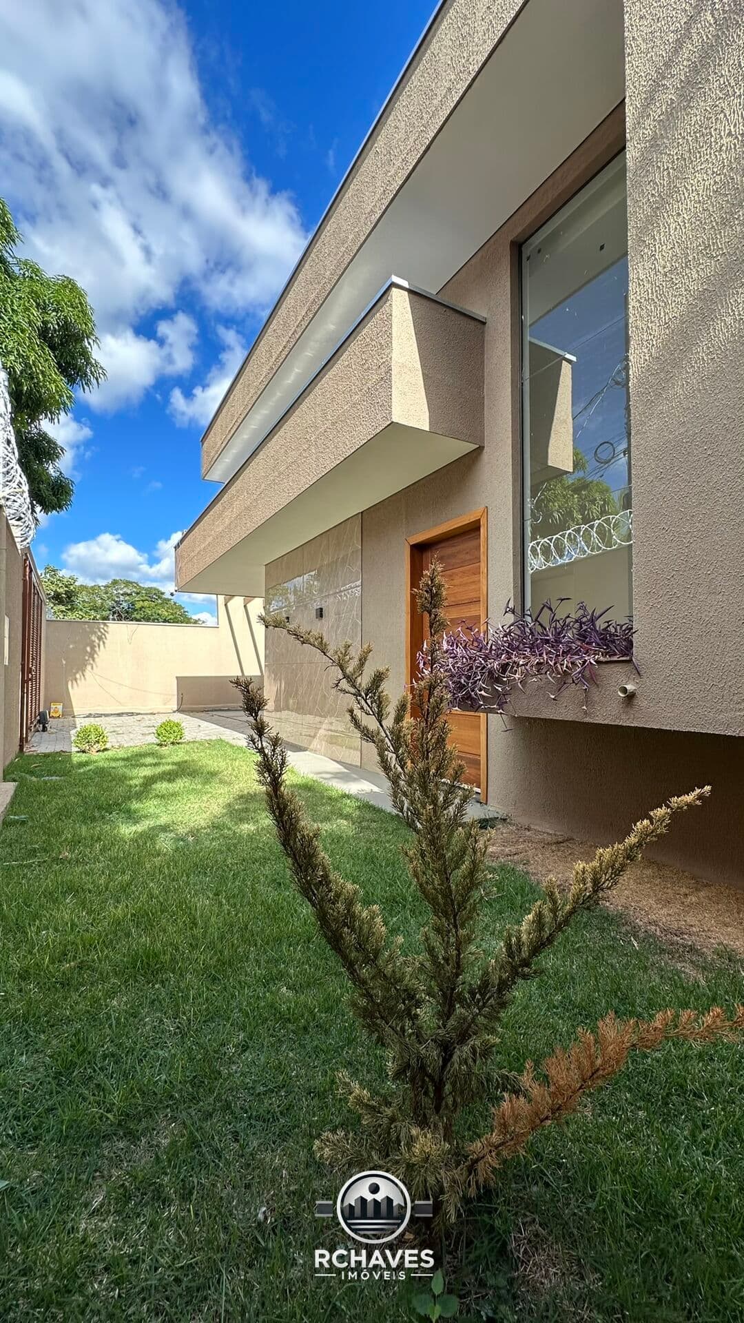 CASA MODERNA COM ESPAÇO GOURMET INTEGRADO – BAIRRO LUNDCEA | LAGOA SANTA