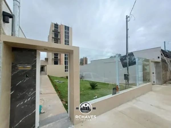Apartamento com Área Privativa - 3 Quartos (1 Suíte) - 2 Vagas - Santa Branca