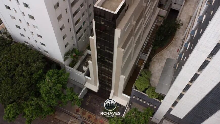 Apartamento Alto Padrão com 3 Quartos, 1 Suíte e 2 Vagas - Savassi