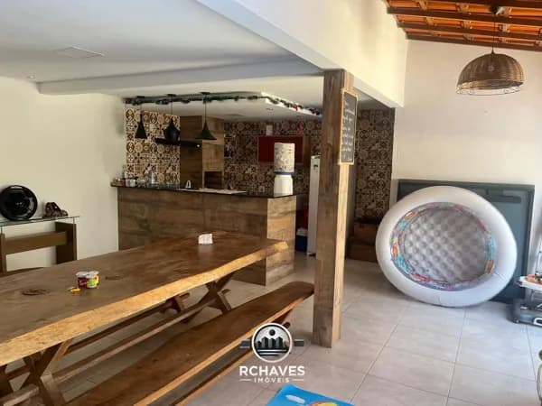 EXCELENTE CASA COM ÁREA GOURMET, PISCINA AQUECIDA, ENERGIA FOTOVOLTAICA E 4 QUARTOS NO BAIRRO OVIDEO GUERRA – LAGOA SANTA/MG
