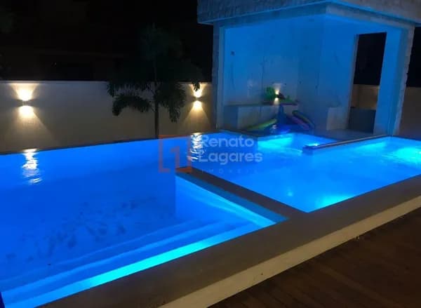 Sobrado com sauna molhada e automação no Condomínio do Lago