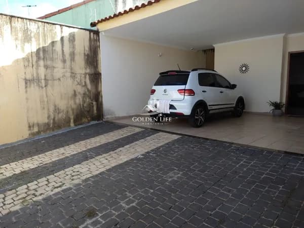 Casa em Uberlândia - Vigilato Pereira