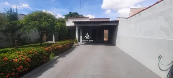 Casa Padrão no bairro Roosvelt