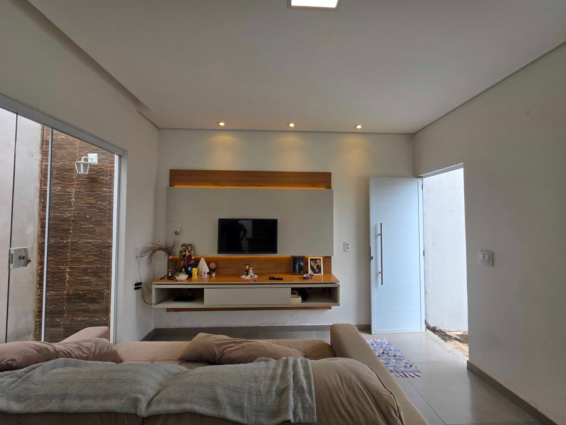 Casa com 2 quartos sendo 1 suite