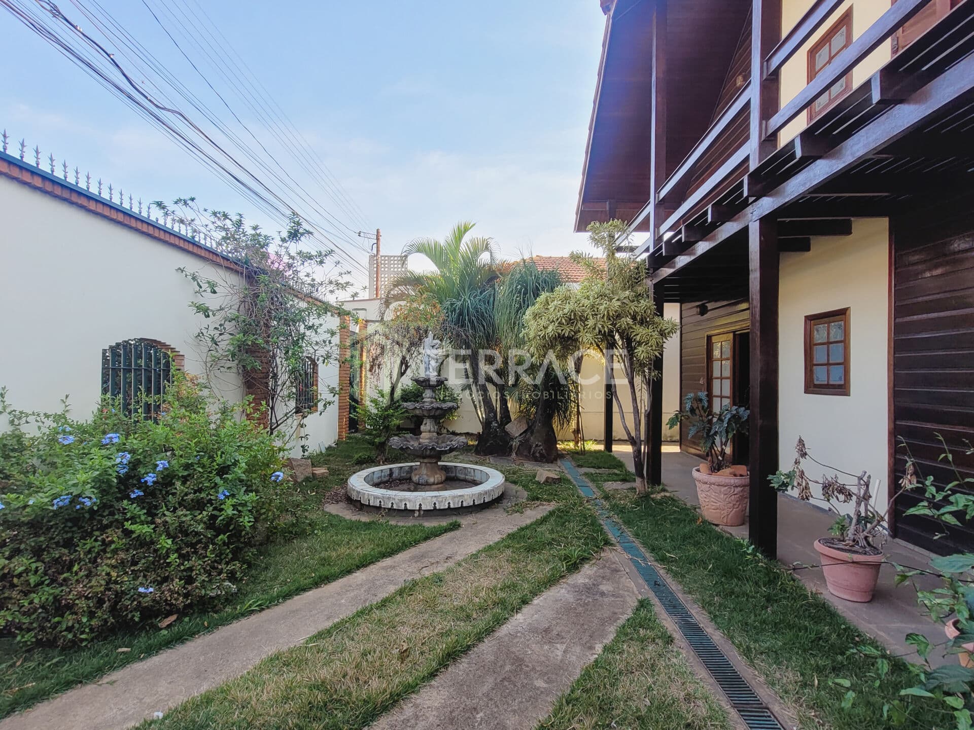 Casa de Madeira - Bairro Santana Rio Claro