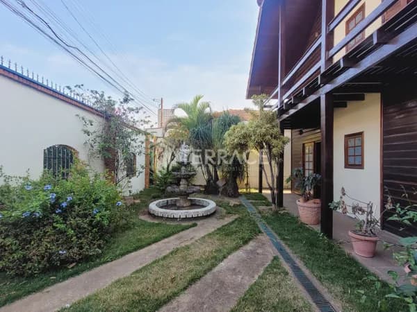 Casa de Madeira - Bairro Santana Rio Claro