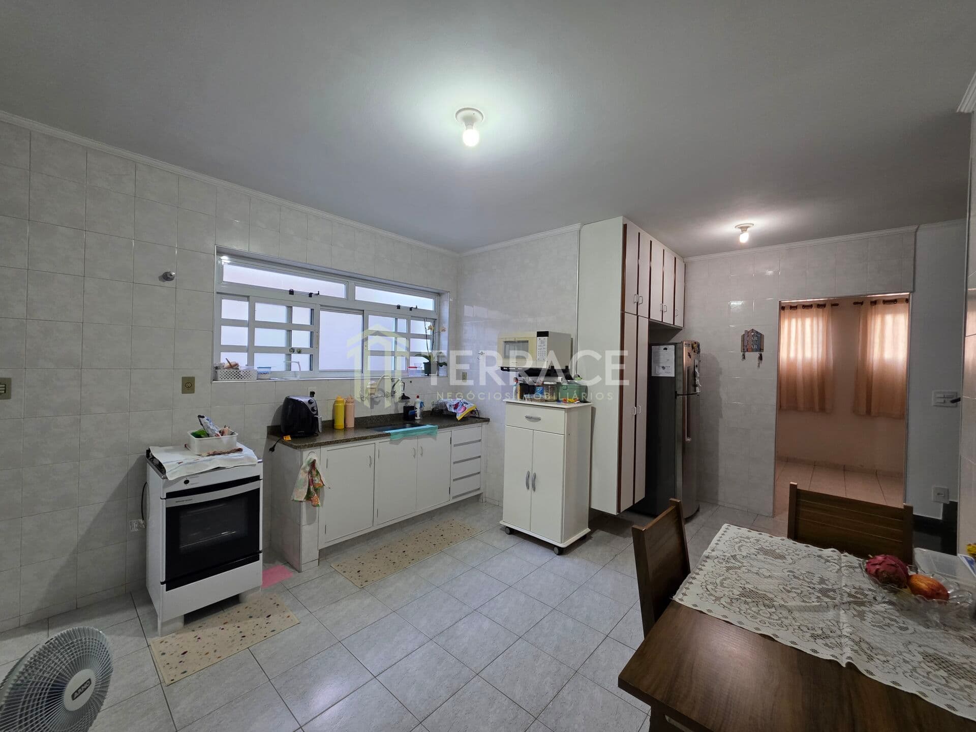 Casa à venda no Parque Universitário - Sobrado