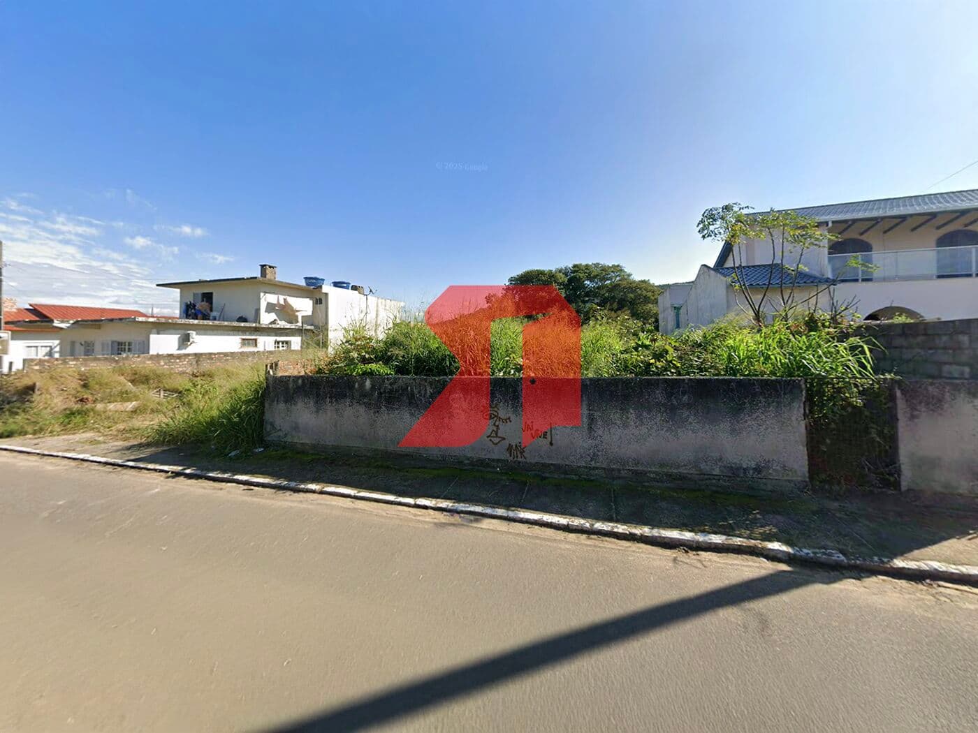 Terreno de 1133m2 a 700m da Praia do Rimsa na Vila Nova