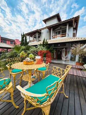 Casa com 3 quartos na Barra de Ibiraquera