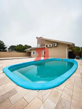 Casa com 3 quartos em Itapirubá