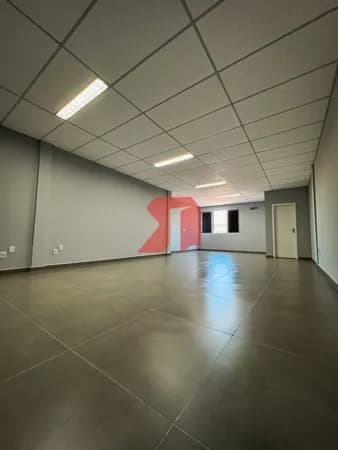 Sala comercial com 52m no centro de Imbituba