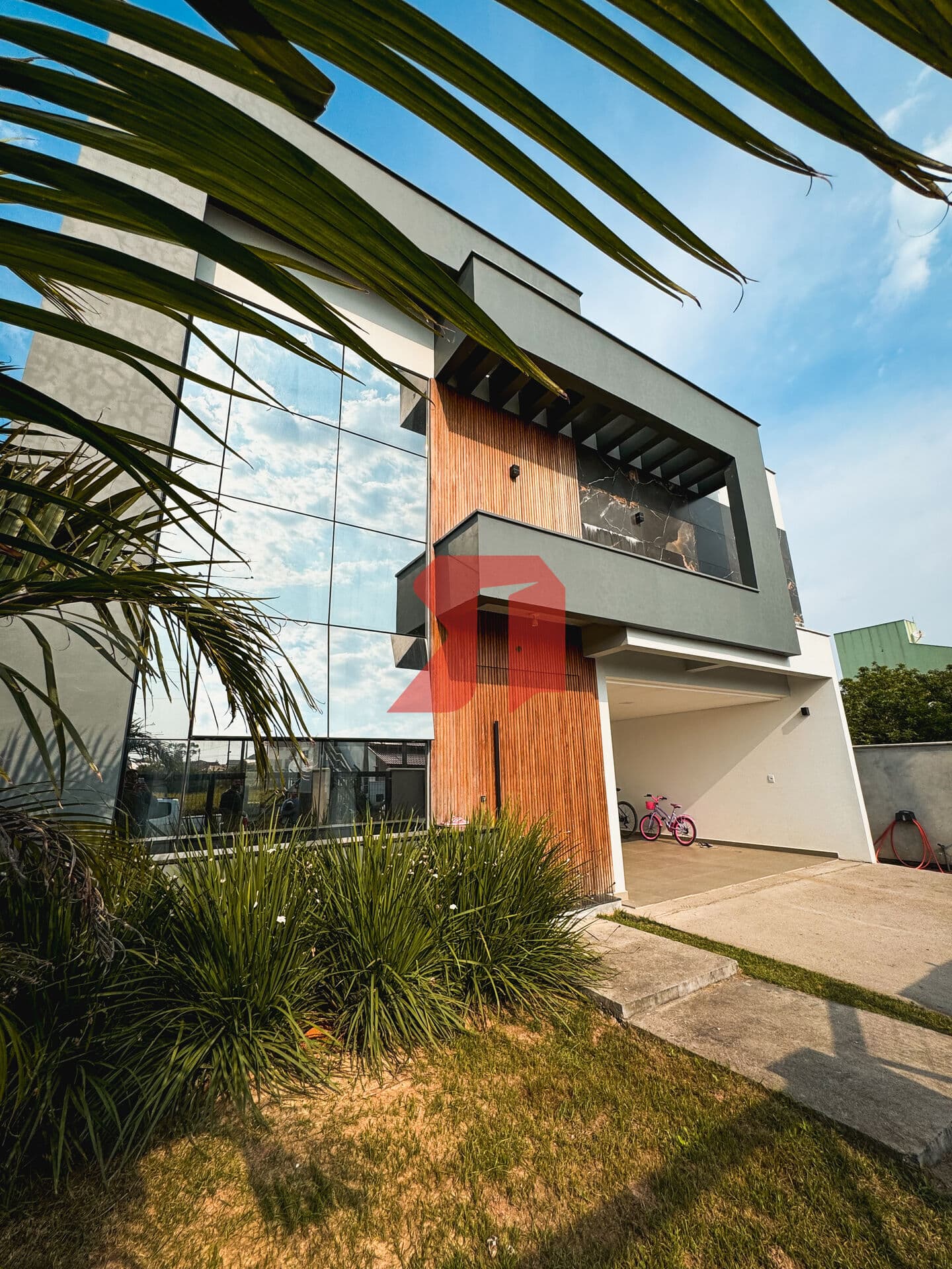 Casa com 3 suítes em Itapirubá