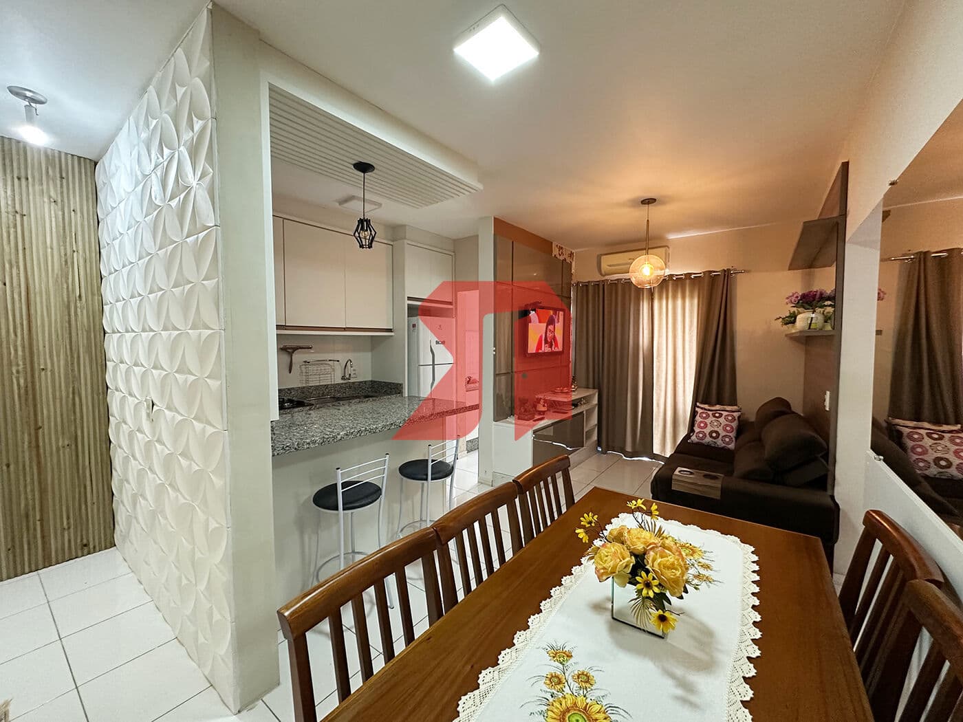 Apartamento Semimobiliado com 2 Quartos no Mirim