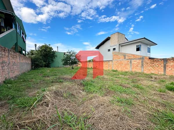 Terreno com Escritura de 350m2 no Village