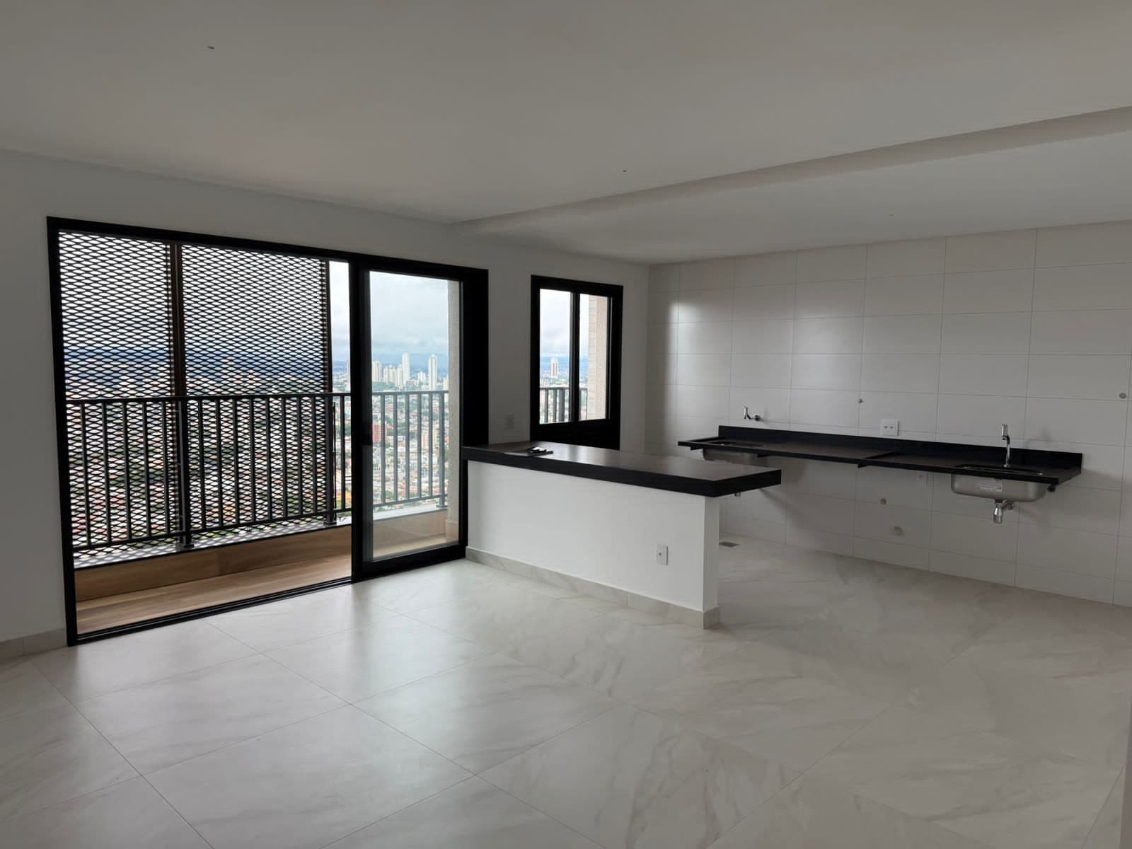Apartamento à Venda 3 suítes plenas no WTC Residence no Setor Marista em Goiânia-GO.