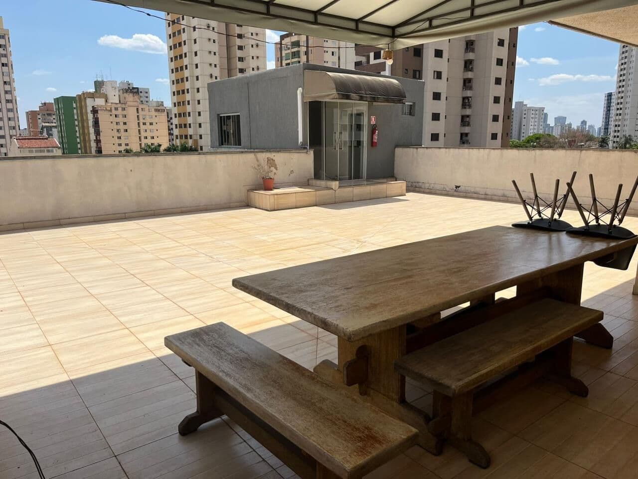 ALUGUEL COBERTURA /TERRAÇO fins comercias