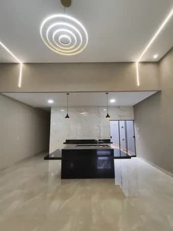 Linda Casa à Venda – Região Leste de Goiânia, Setor Parque das Amendoeiras