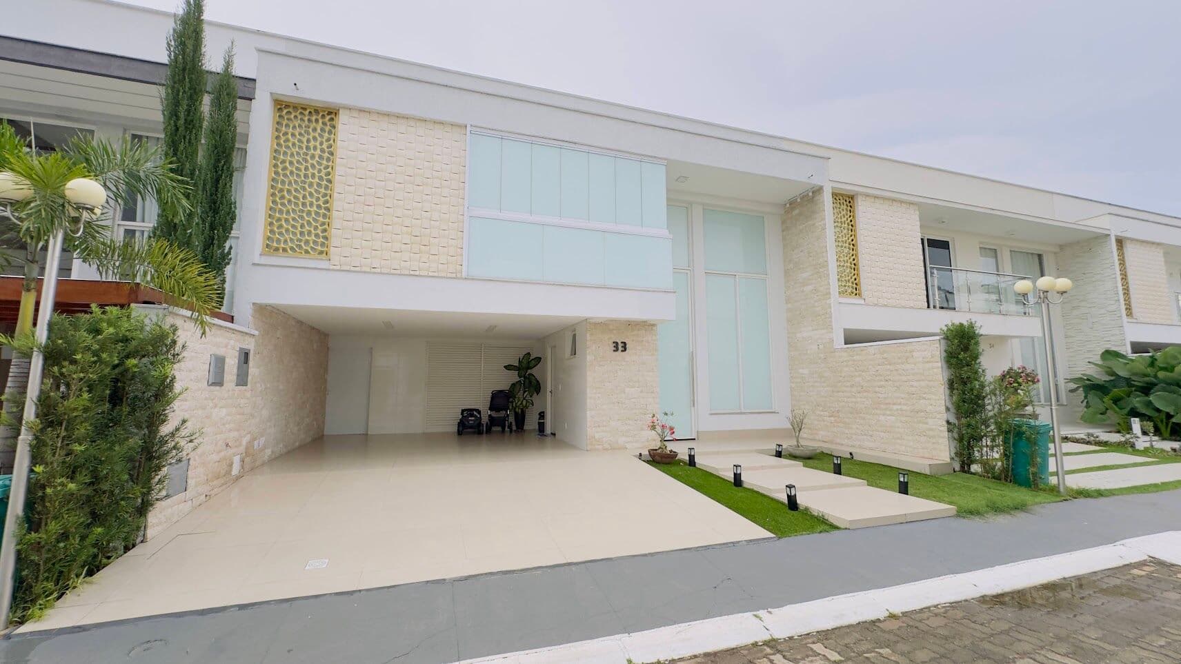 CASA de 4 suítes em condomínio - Green Diamond