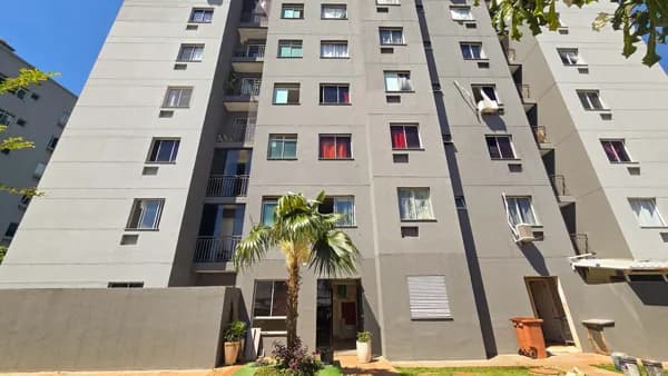 Apartamento térreo com quintal privativo no Residencial Flórida – 2 quartos, 1 vaga, Goiânia – oportunidade única para morar ou investir
