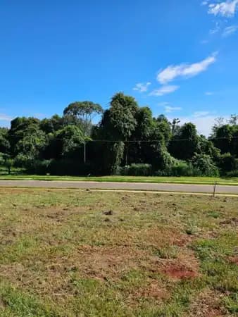 Ágio à Venda Lote no Condomínio Parqville Quaresmeira em Trindade / GO.
