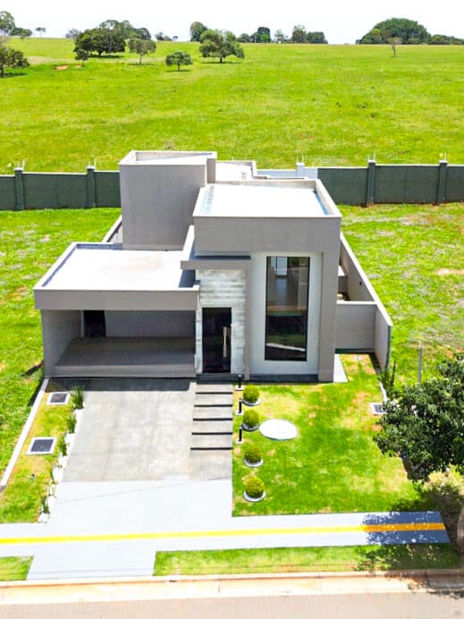 Casa de Alto Padrão à Venda 3 suítes no Condomínio Terras Alpha em Senador Canedo-Go.