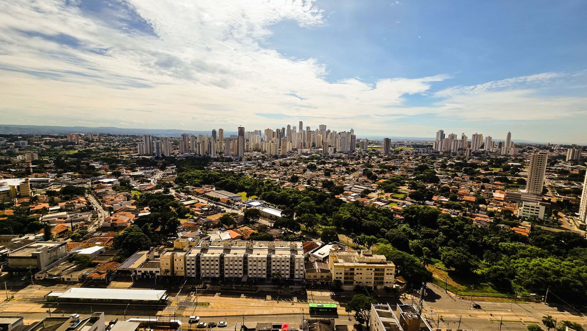 Apartamento de 4 suítes à venda no bairro Setor Marista - Goiânia/GO