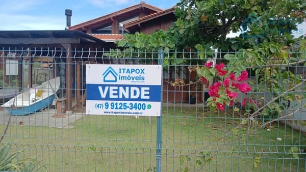 Casa em Araquari - Barra do Itapocú