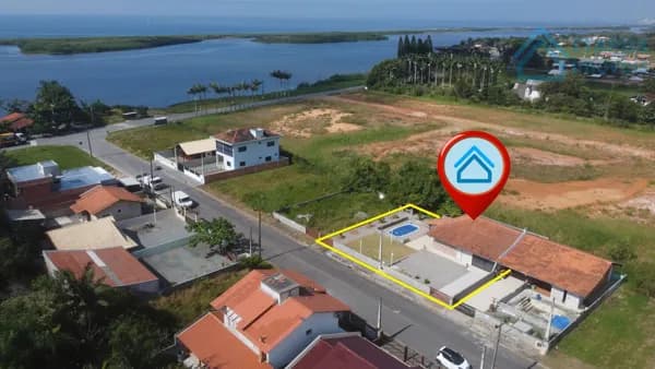 Casa Alvenaria com piscina em Barra do Itapocú, Araquari/SC