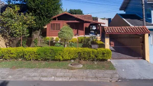 Casa em Campo Largo - Ouro Verde