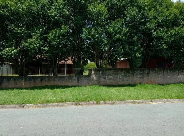 Lote/Terreno em Curitiba - Boqueirão